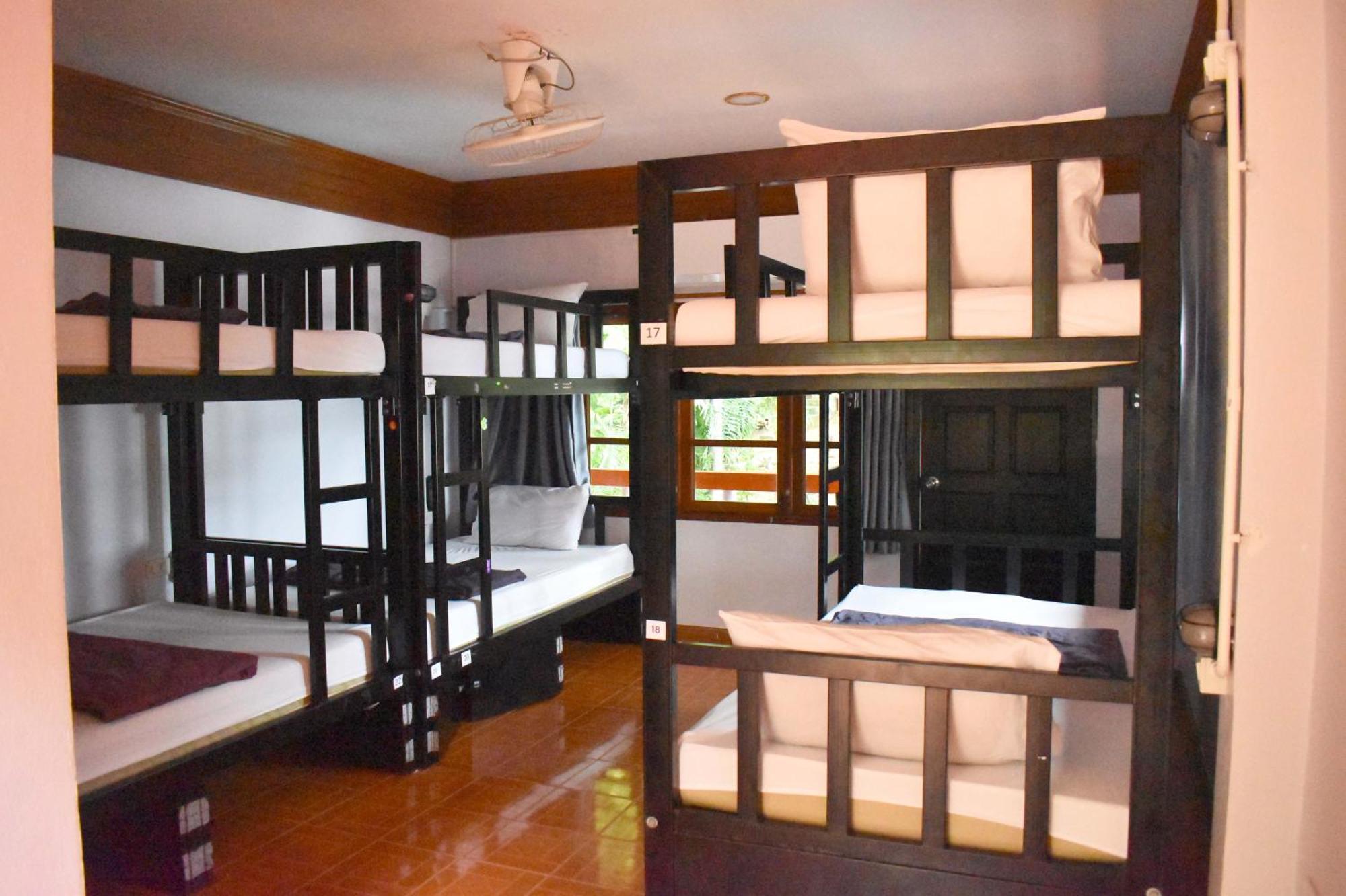 Blanco Hideout Railay - Youth Hostel 18 To 35 Only Экстерьер фото