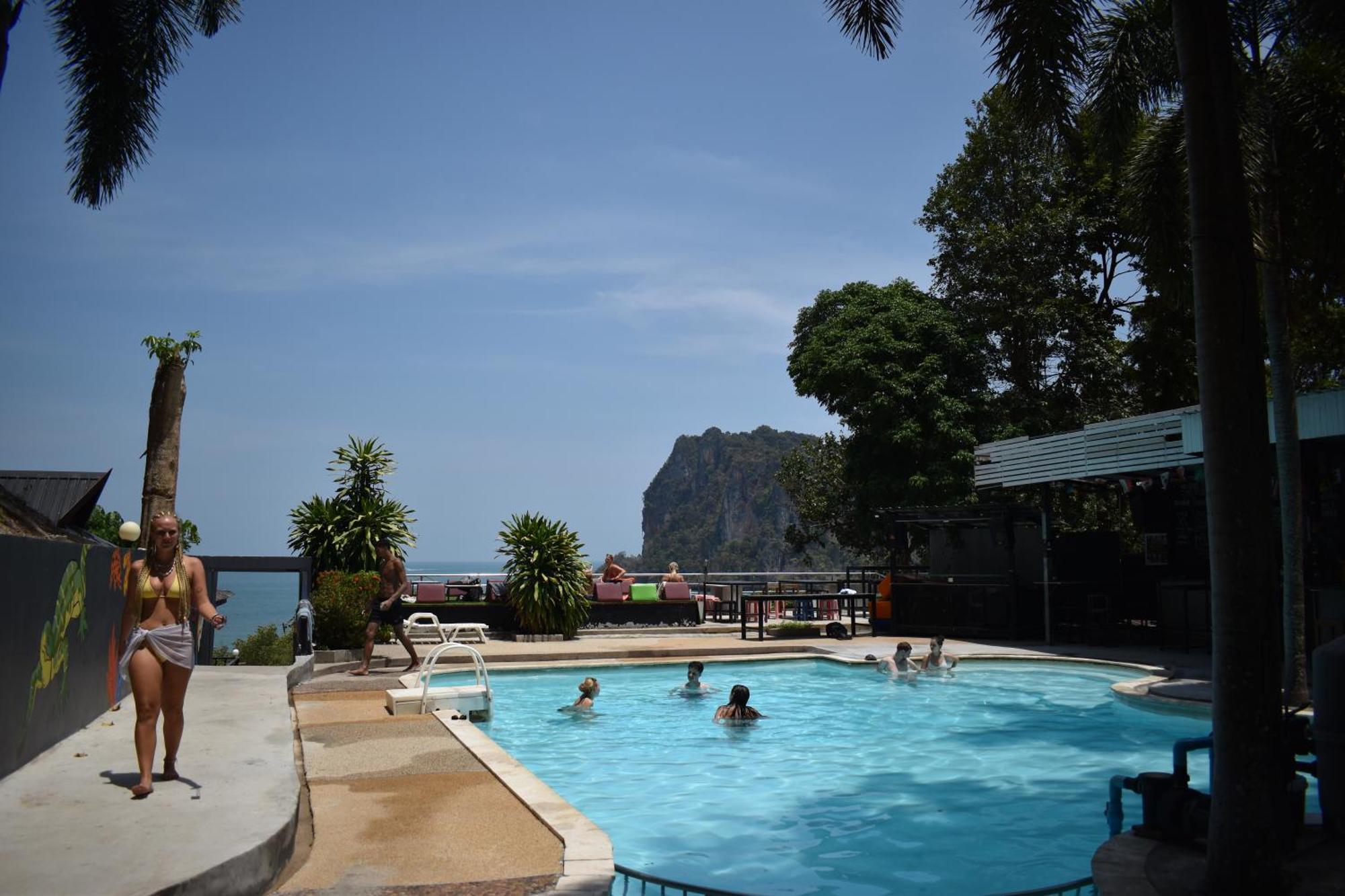 Blanco Hideout Railay - Youth Hostel 18 To 35 Only Экстерьер фото