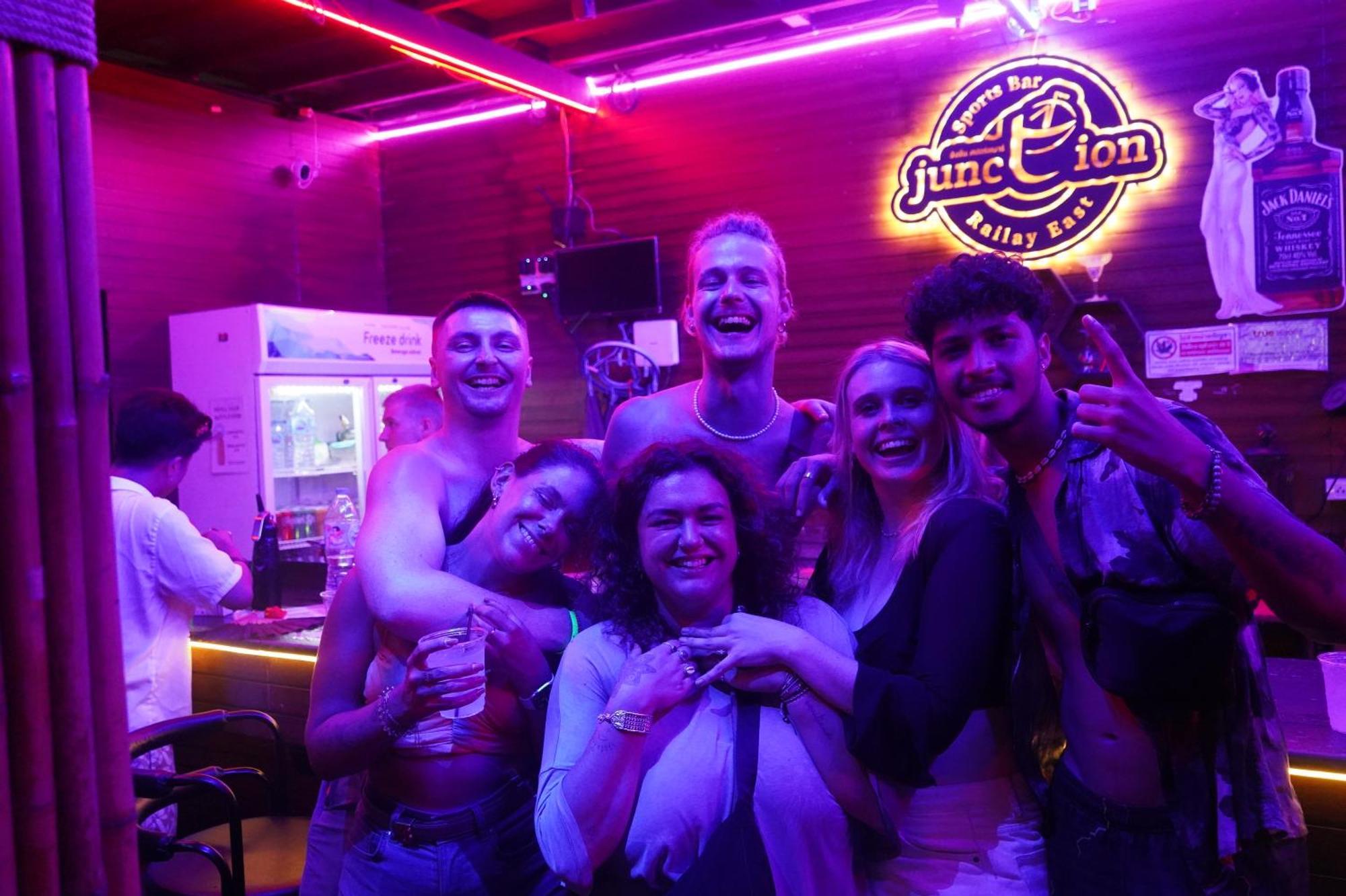 Blanco Hideout Railay - Youth Hostel 18 To 35 Only Экстерьер фото